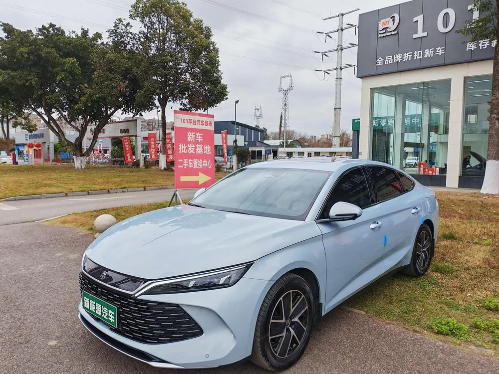 BYD Qin L DM DM-i 120KM Version, 2024 — фото 1