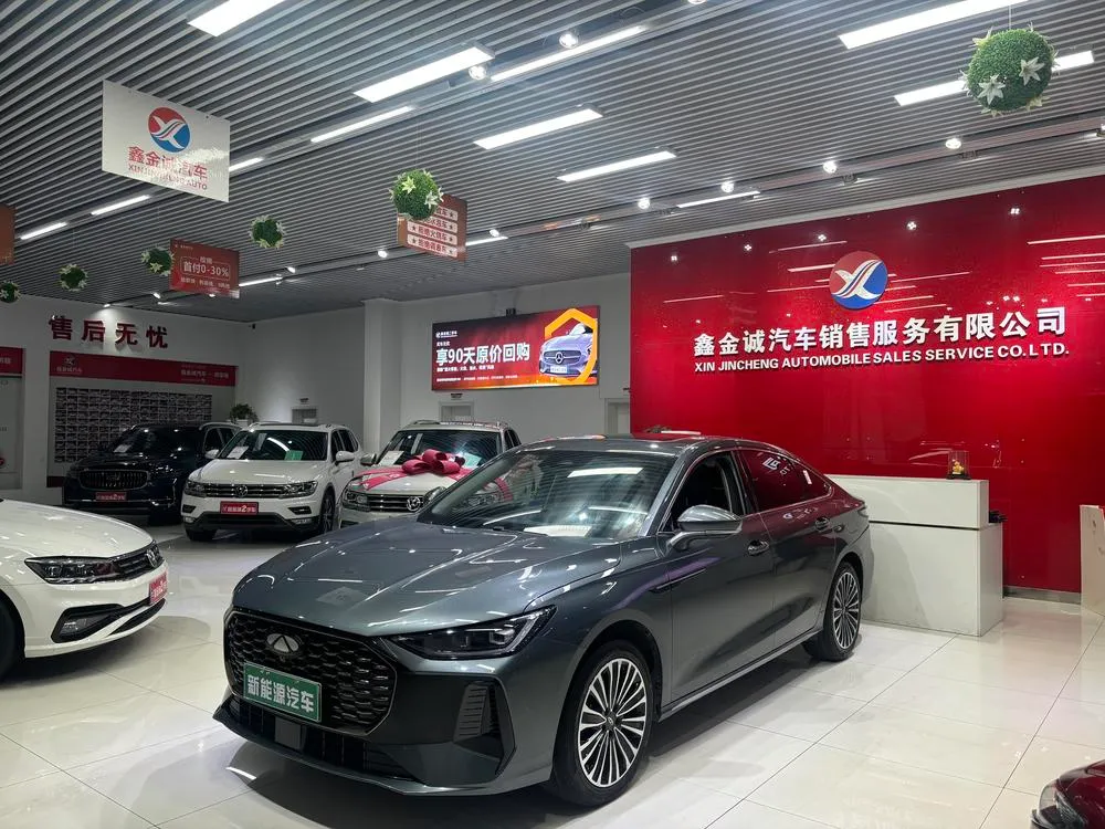 Chery Fengyun Fengyun A8L 145km Luxury Version, 2025 — фото 1