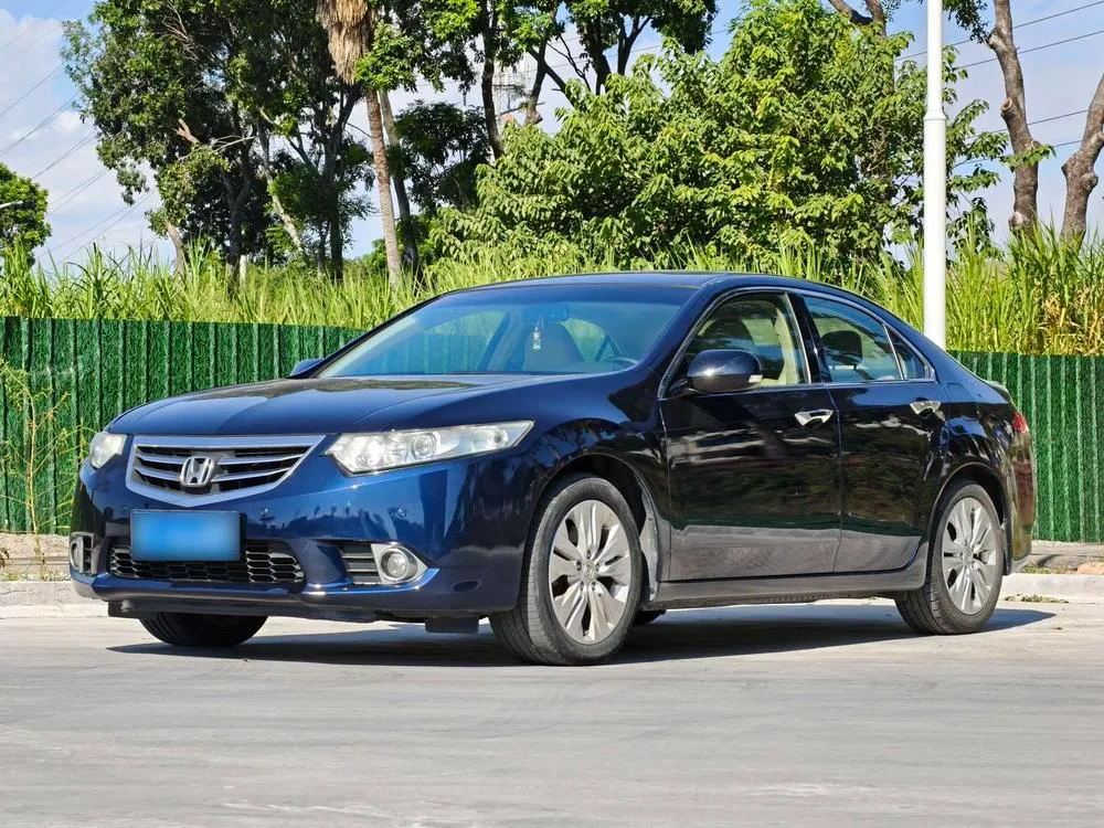 Honda Spirior 2.4L Luxury Edition, 2013 — фото 1