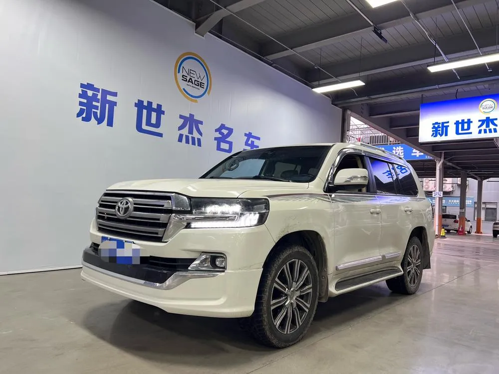Toyota Land Cruiser (Import), 2017