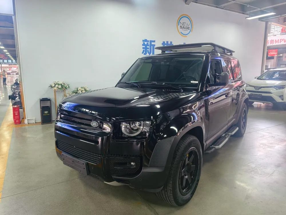 Land Rover Defender, 2023