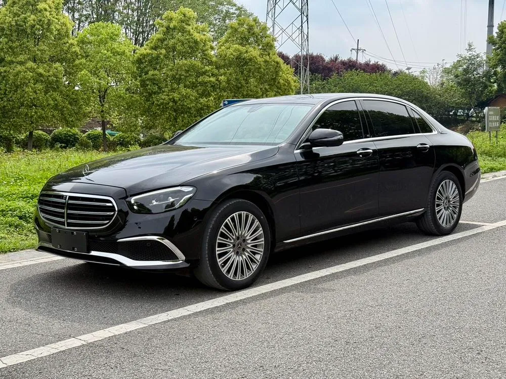 Mercedes-Benz E-Class, 2022
