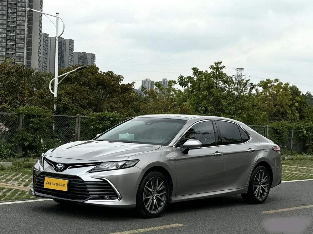 Тойота Camry Dual Engine 2.5HG Luxury Edition, 2021 — фото 1
