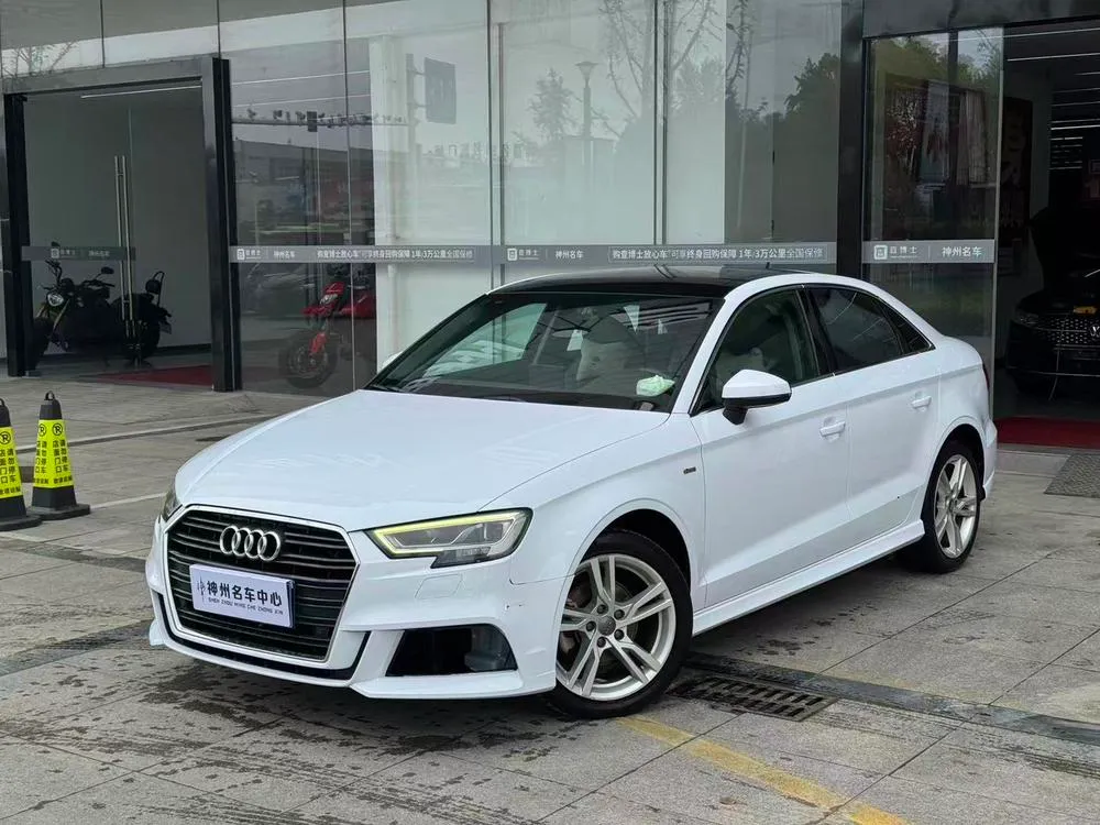 Audi A3 Limousine 35 TFSI Fashion Version CN5, 2019 — фото 1