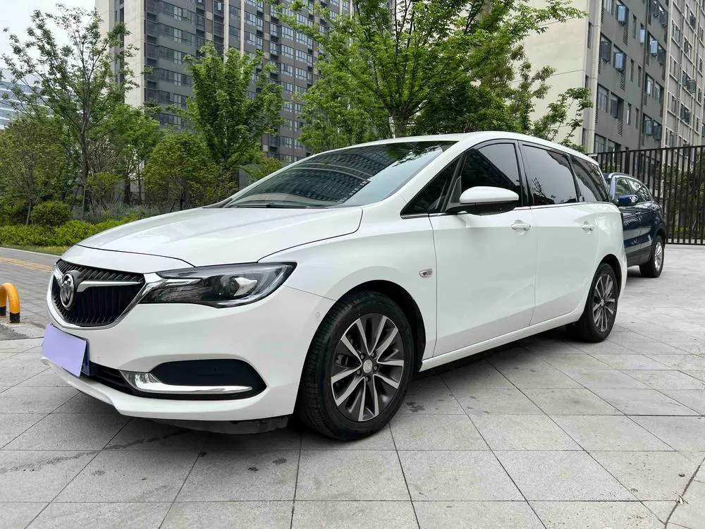 Бьюик GL6 18T 6 Seater Connected Premium Version CN6, 2019 — фото 1