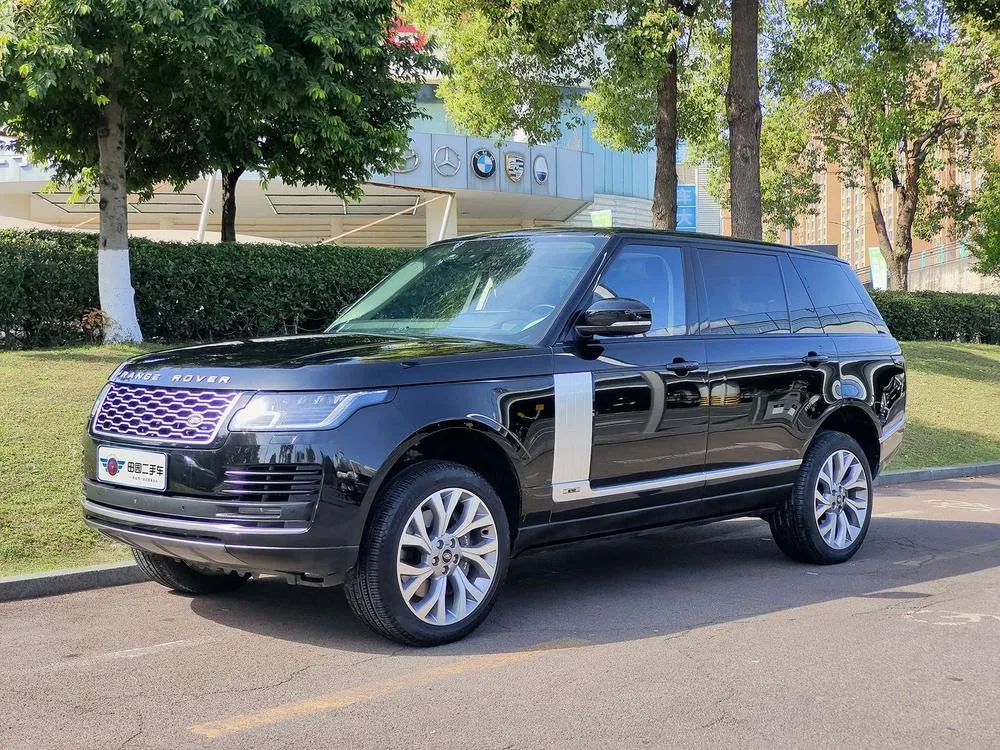 Land Rover Range Rover 3.0 L6 Extended Classic Edition, 2021 — фото 1