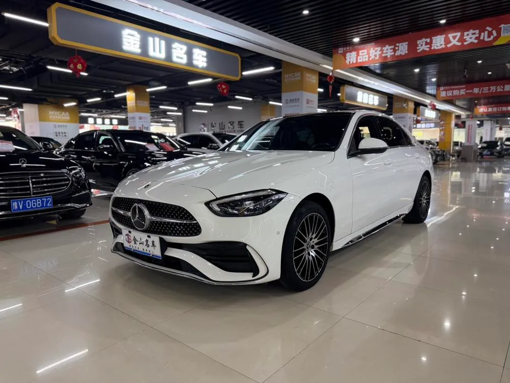Mercedes-Benz C-Class, 2024