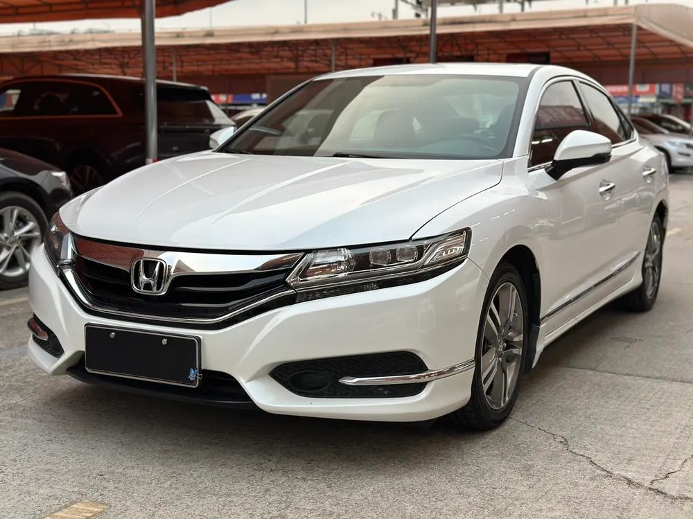 Honda Spirior 2.0L Classic Edition, 2017 — фото 1