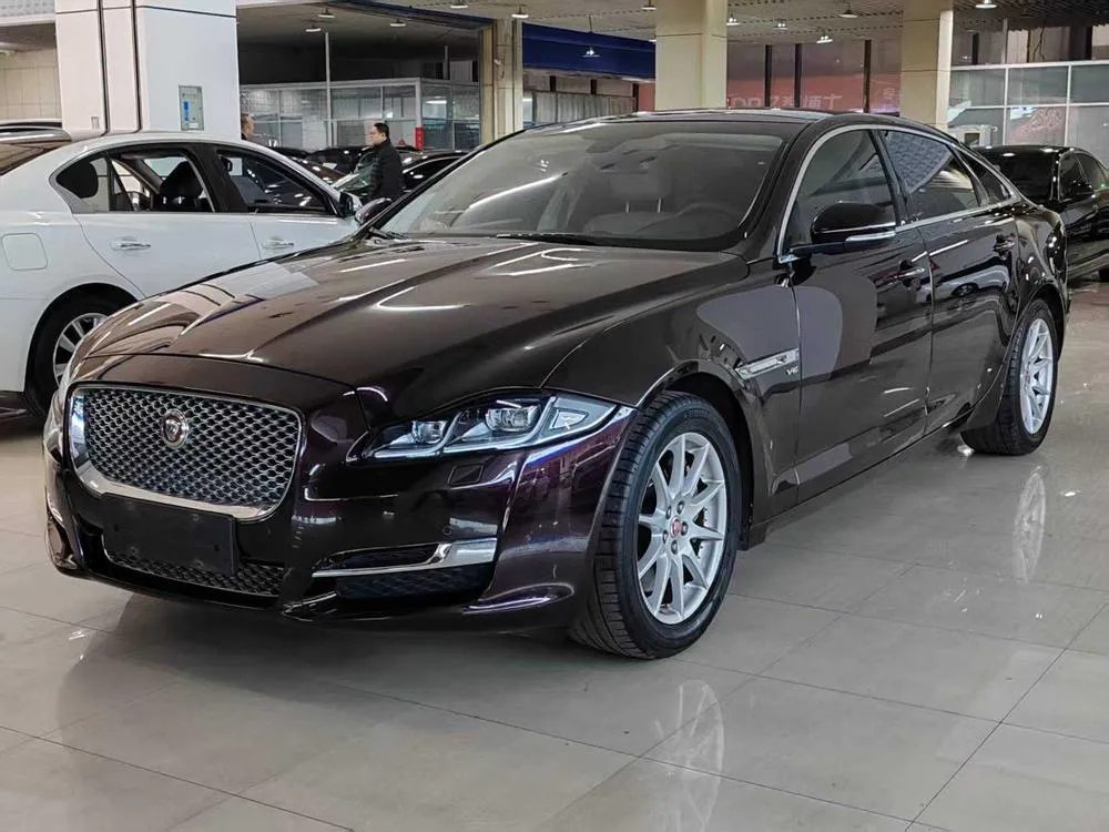 Jaguar XJ XJL 2.0T 2WD Business Edition, 2016 — фото 1