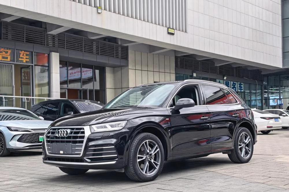 Audi Q5L 40 TFSI Fashion Version, 2020 — фото 1