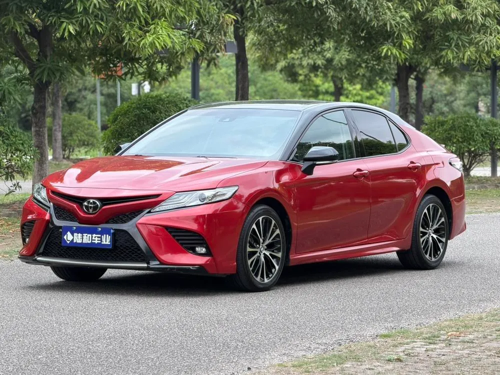 Toyota Camry, 2018