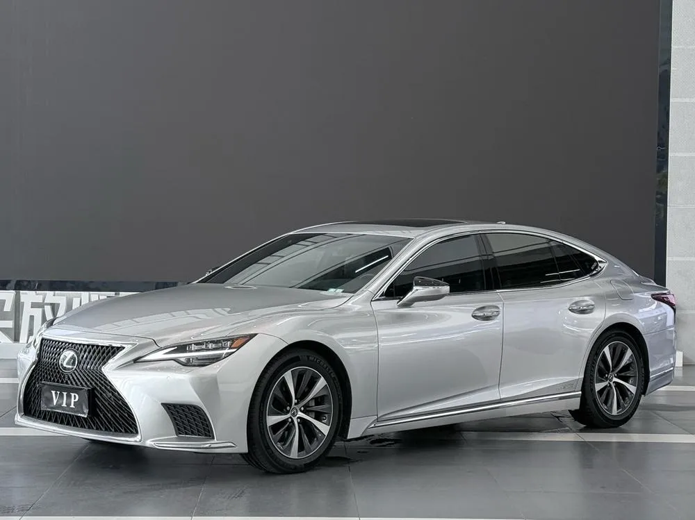 Lexus LS, 2021
