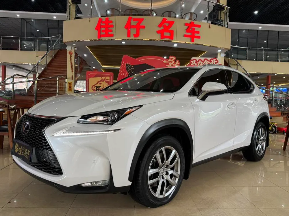 Lexus NX, 2015