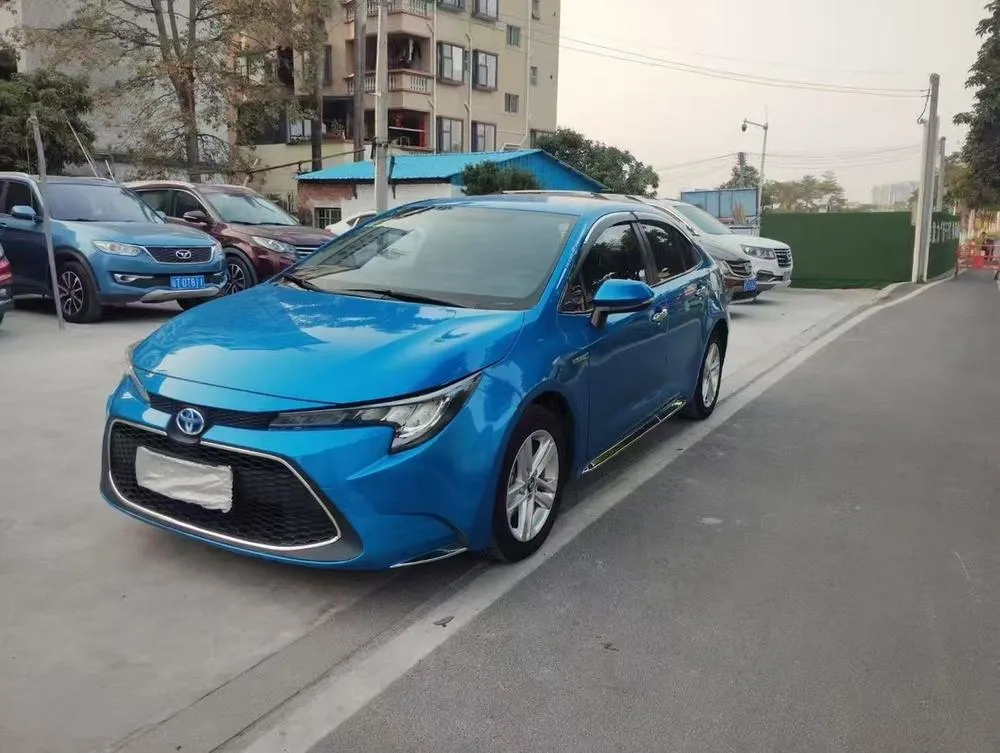 Toyota Levin Dual Engine 1.8H E-CVT Edition, 2022 — фото 1