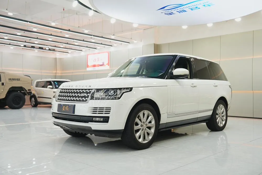 Land Rover Range Rover 3.0 V6 SC Vogue, 2014 — фото 1