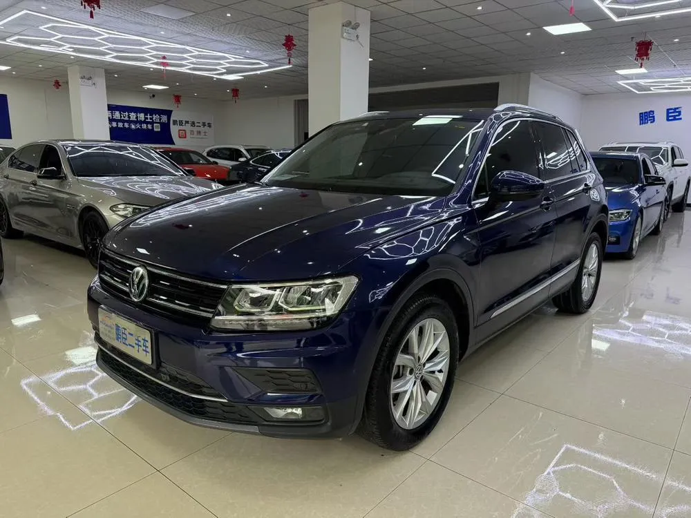 Volkswagen Tiguan 330TSI 4WD Version, 2018 — фото 1
