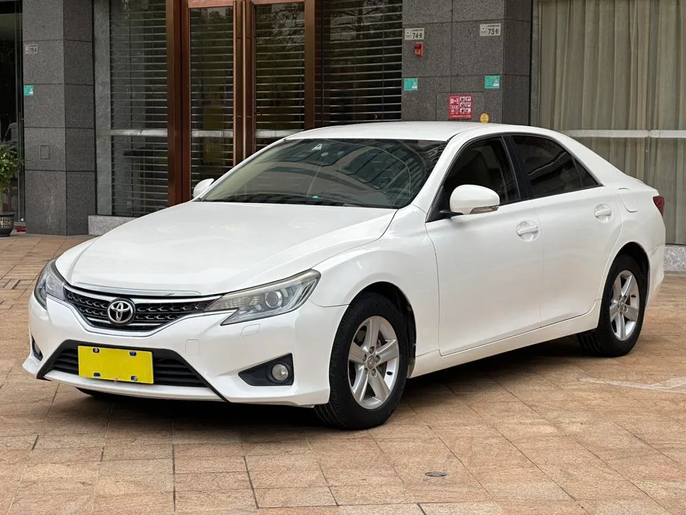 Toyota Reiz 2.5S Sharp Edition, 2013 — фото 1