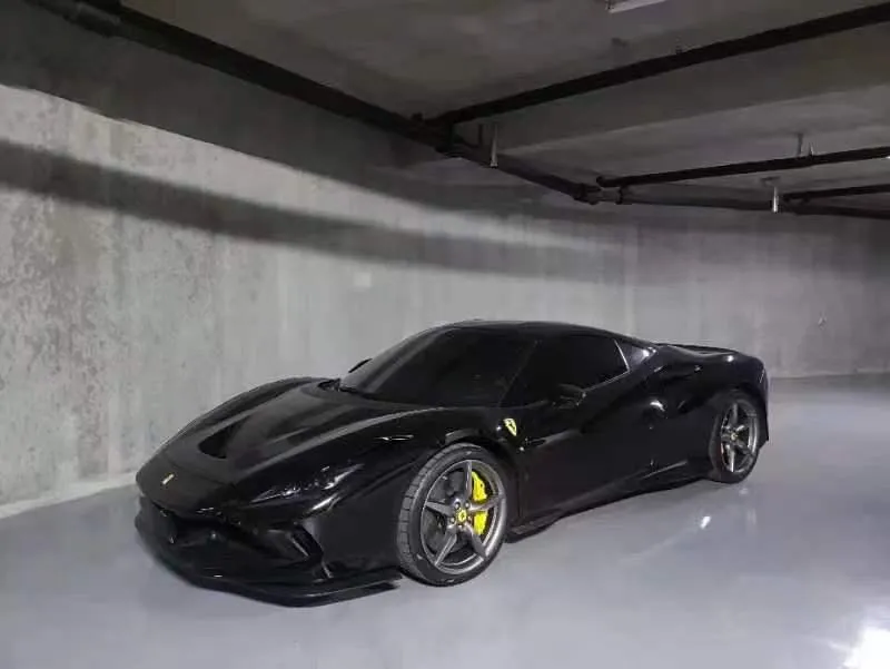 Ferrari F8, 2019