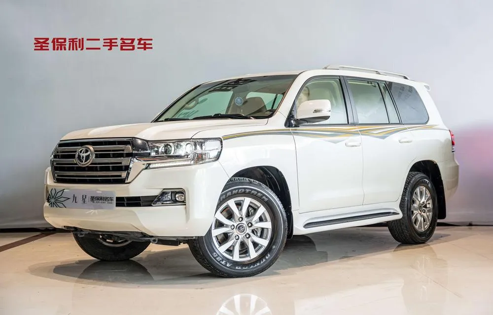 Toyota Land Cruiser (Import) 4.6L Auto 4WD 7 Seater Parallel Import, 2019 — фото 1