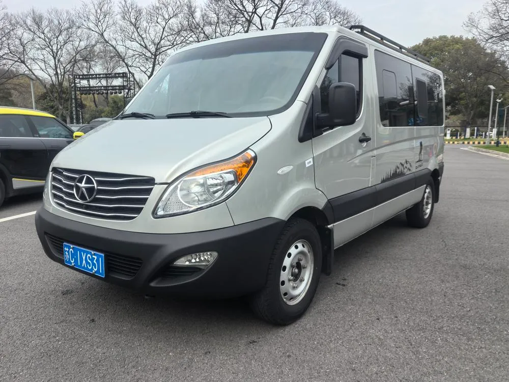 JAC Group Xingrui 2.5T механика длинная база высокая крыша 5/6/ 7 мест, 2024 — фото 1