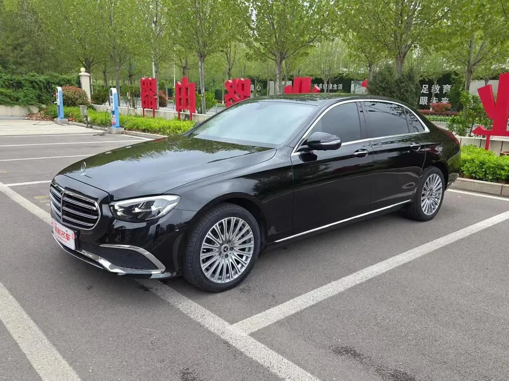 Mercedes-Benz E-Class, 2022
