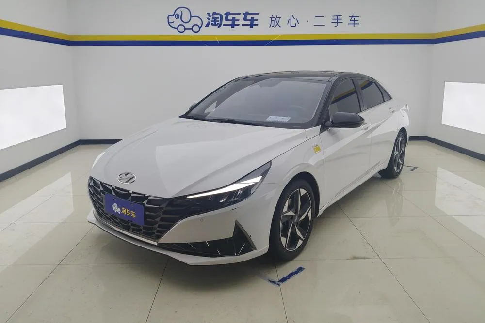 Hyundai Elantra, 2021