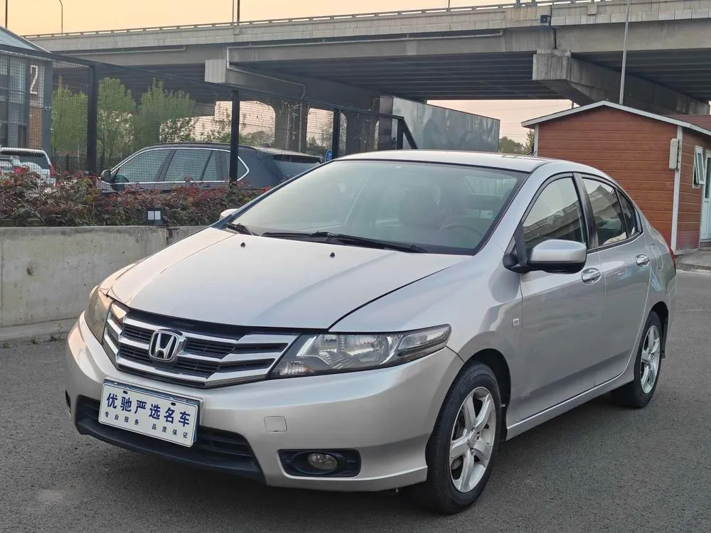 Honda City Classic 1.5L Manual Comfort Edition, 2012 — фото 1