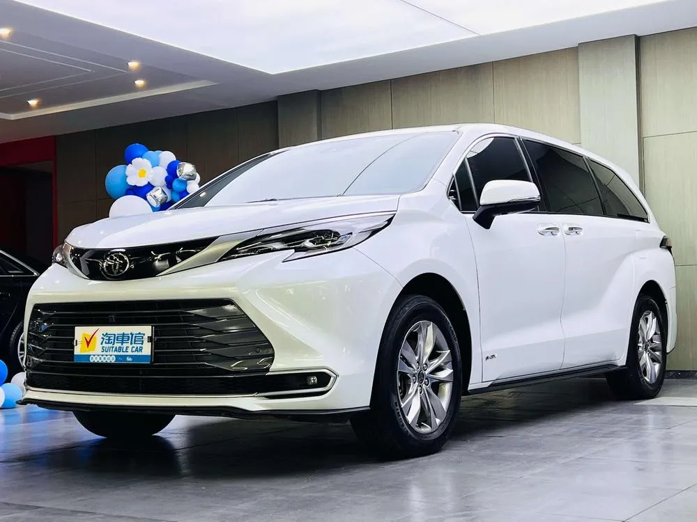 Toyota Sienna, 2024