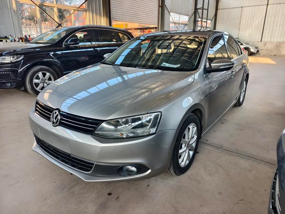 Volkswagen Sagitar 1.4TSI Auto Luxury Version, 2012 — фото 1