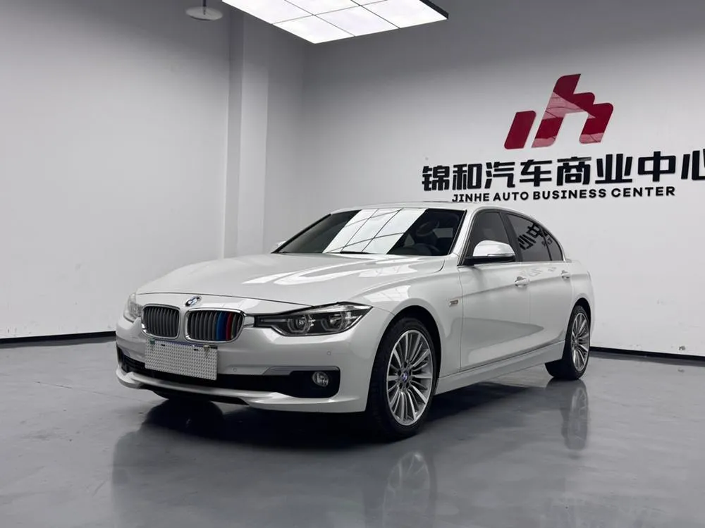 BMW 3-Series, 2019