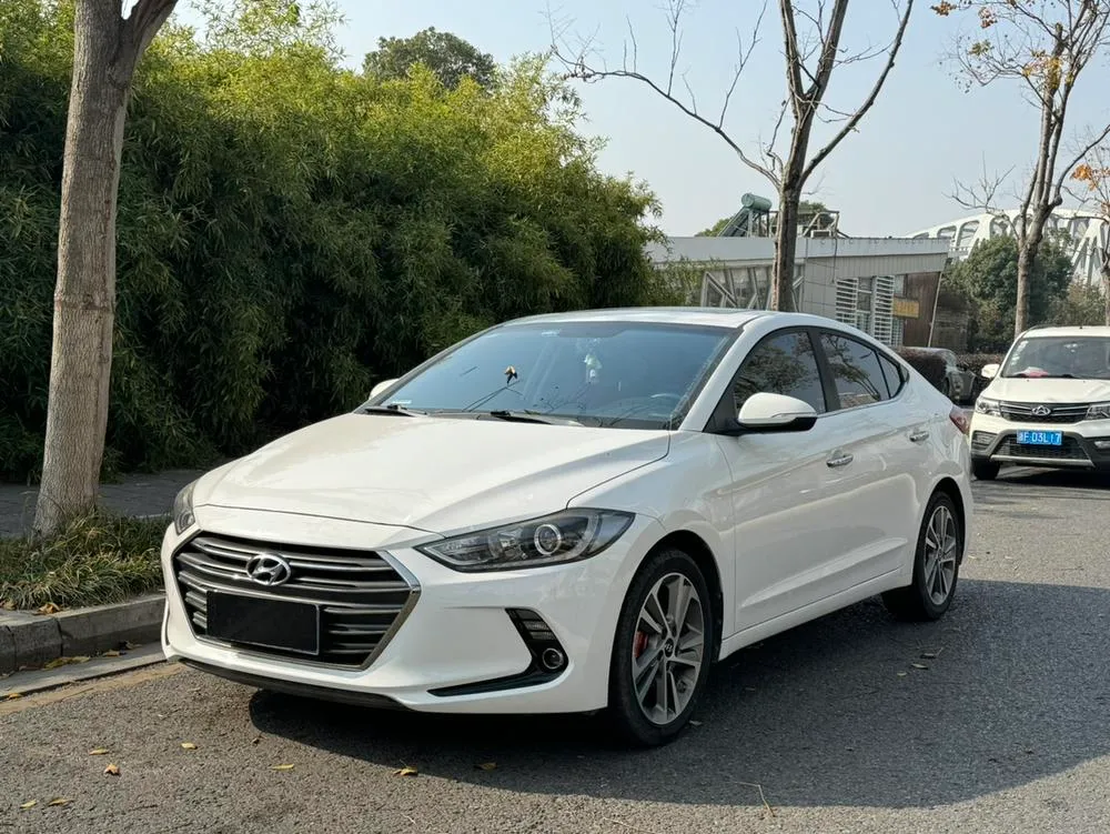 Hyundai Elantra Lingdong 1.6L Auto Stylish · Elite Version, 2016 — фото 1