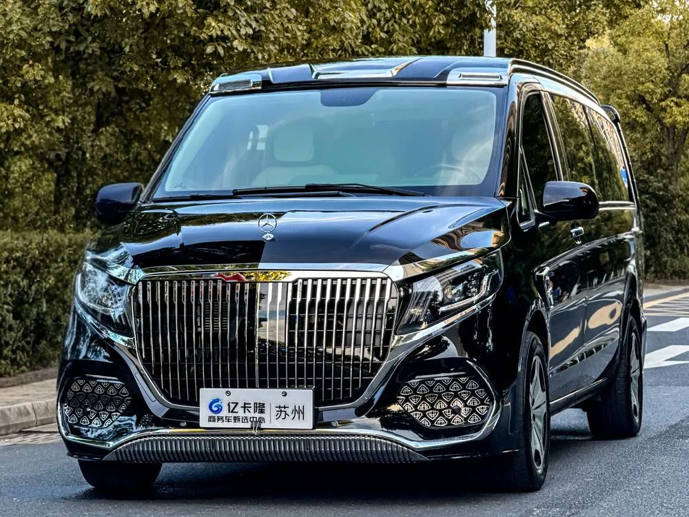Mercedes-Benz Vito 2.0T Elite Edition 7 Seater, 2023 — фото 1