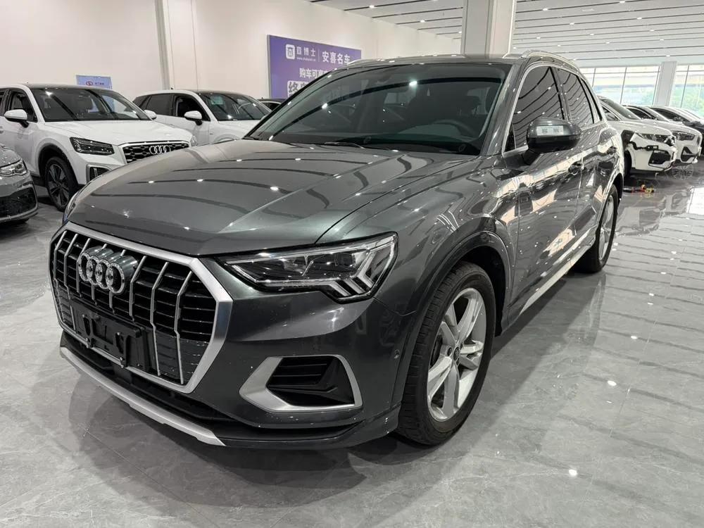 Audi Q3, 2022