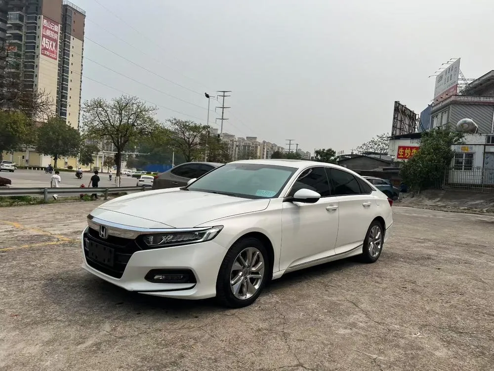 Honda Accord 260TURBO Elite Edition CN6, 2018 — фото 1