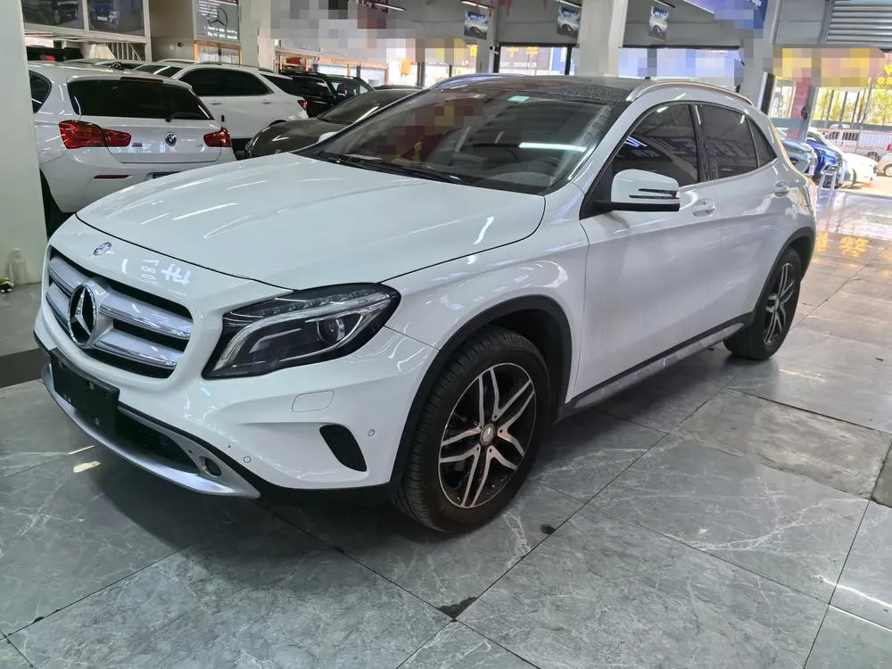 Mercedes-Benz GLA, 2016