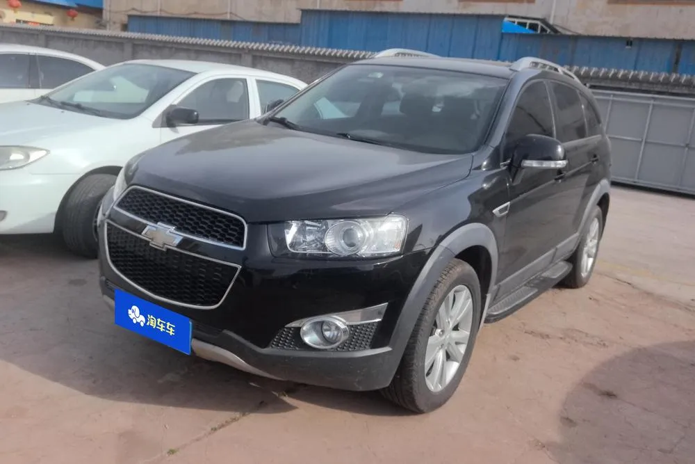 Chevrolet Captiva 2.4L 4WD Flagship Edition 7 Seater, 2014 — фото 1