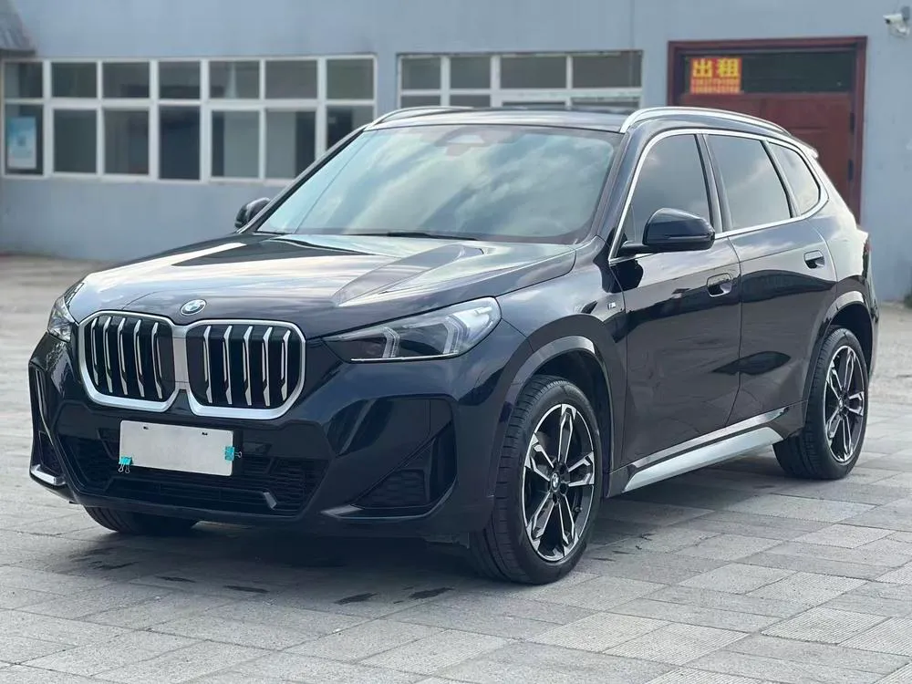 BMW X1 sDrive25Li X, 2023 — фото 1