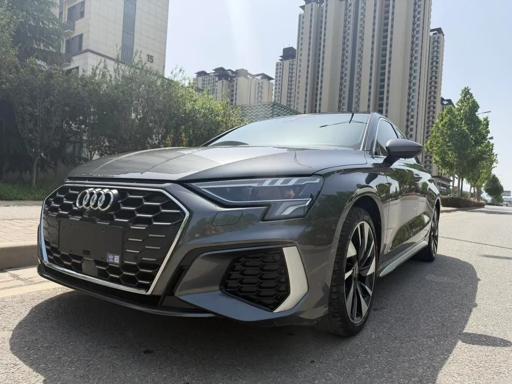 Audi A3 A3L Limousine 35 TFSI Fashion Sport Version, 2023 — фото 1