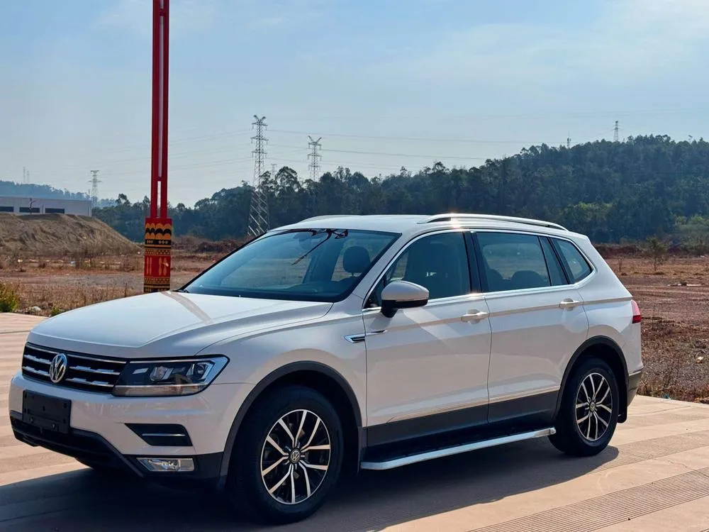 Volkswagen Tiguan L 330TSI Auto 2WD Style Edition, 2018 — фото 1