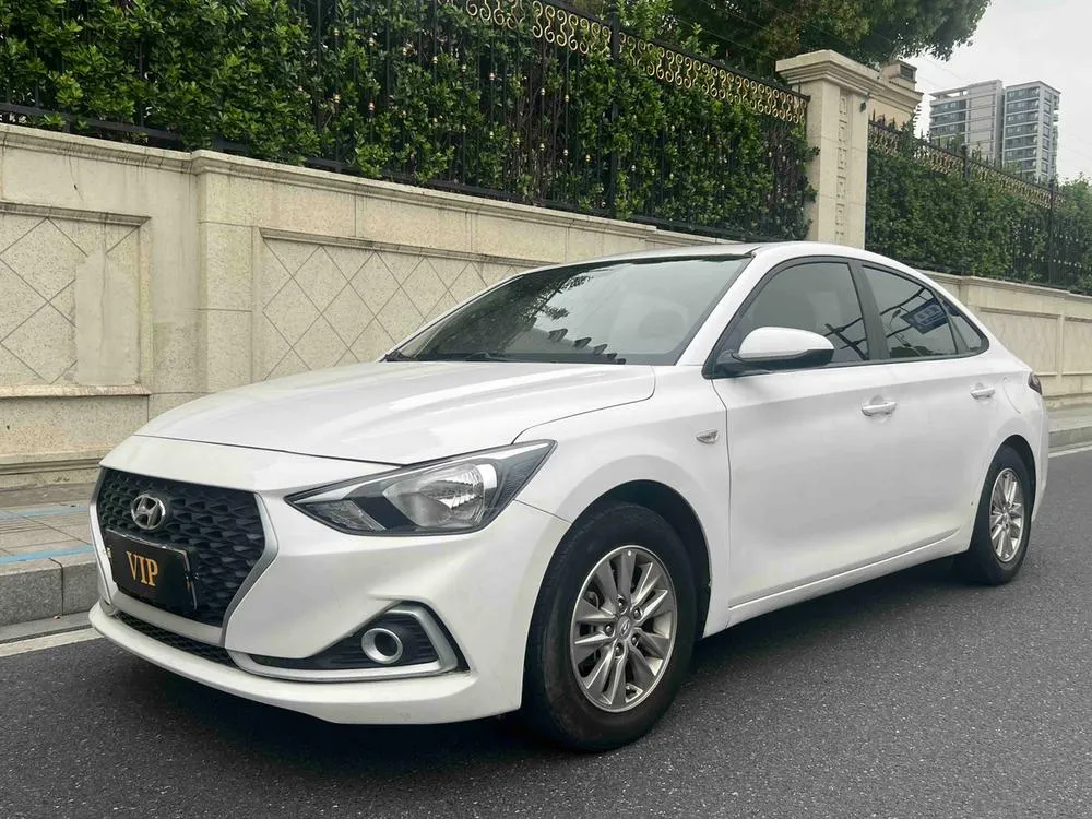 Hyundai Elantra Yuedong 1.6L Auto Joy Edition GLS, 2017 — фото 1