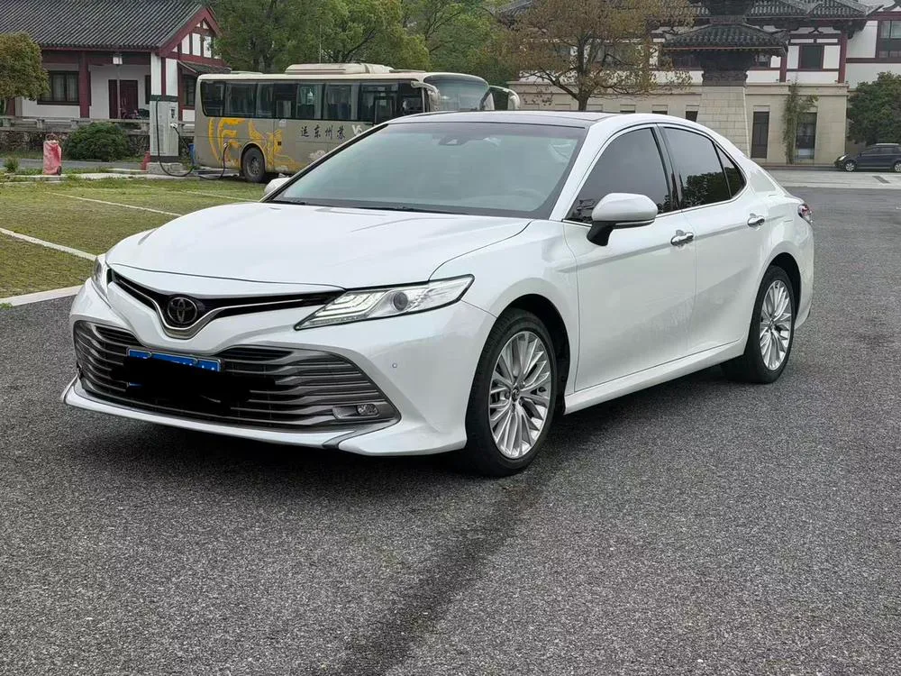 Toyota Camry 2.5G Luxury Edition, 2018 — фото 1