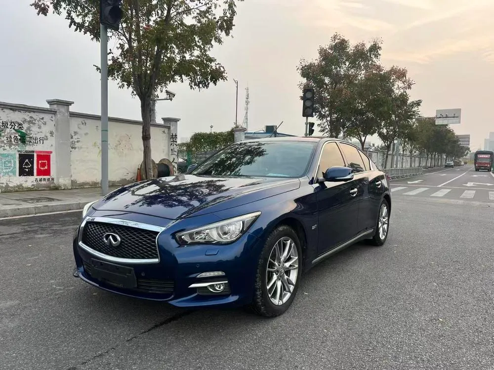 Infiniti Q50L 2.0T Joy Edition, 2016 — фото 1