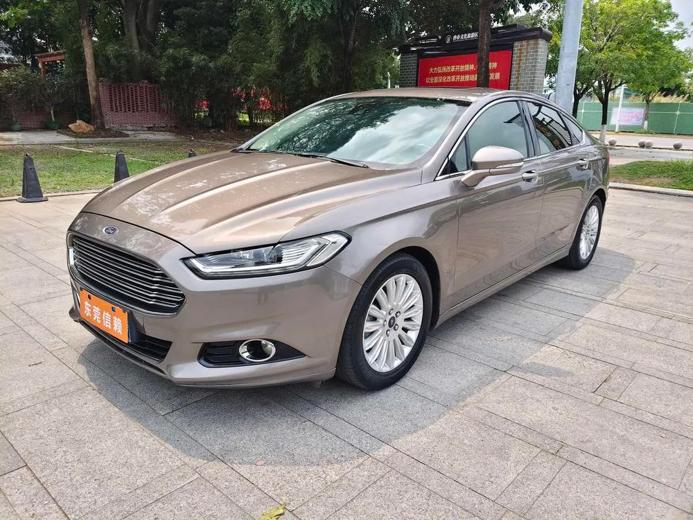 Ford Mondeo 2.0L GTDi200 Fashion Version, 2013 — фото 1