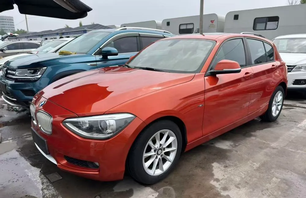 BMW 1-Series (Import) Facelift 116i Leading Version, 2013 — фото 1