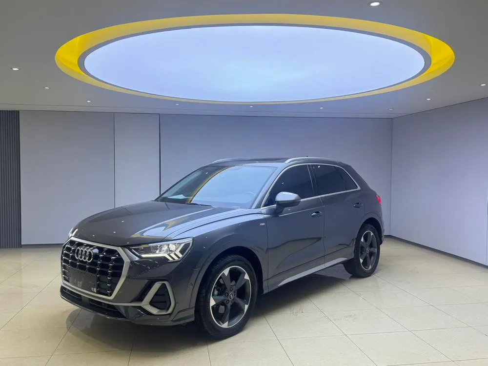 Audi Q3, 2022