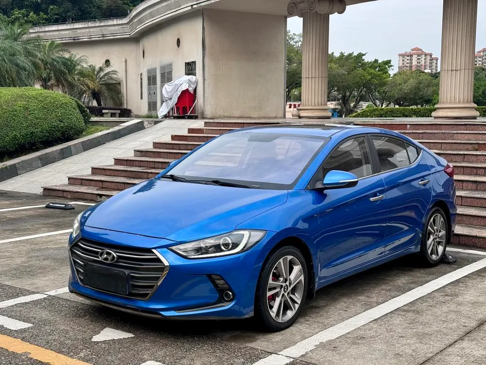 Hyundai Elantra Lingdong, 2016