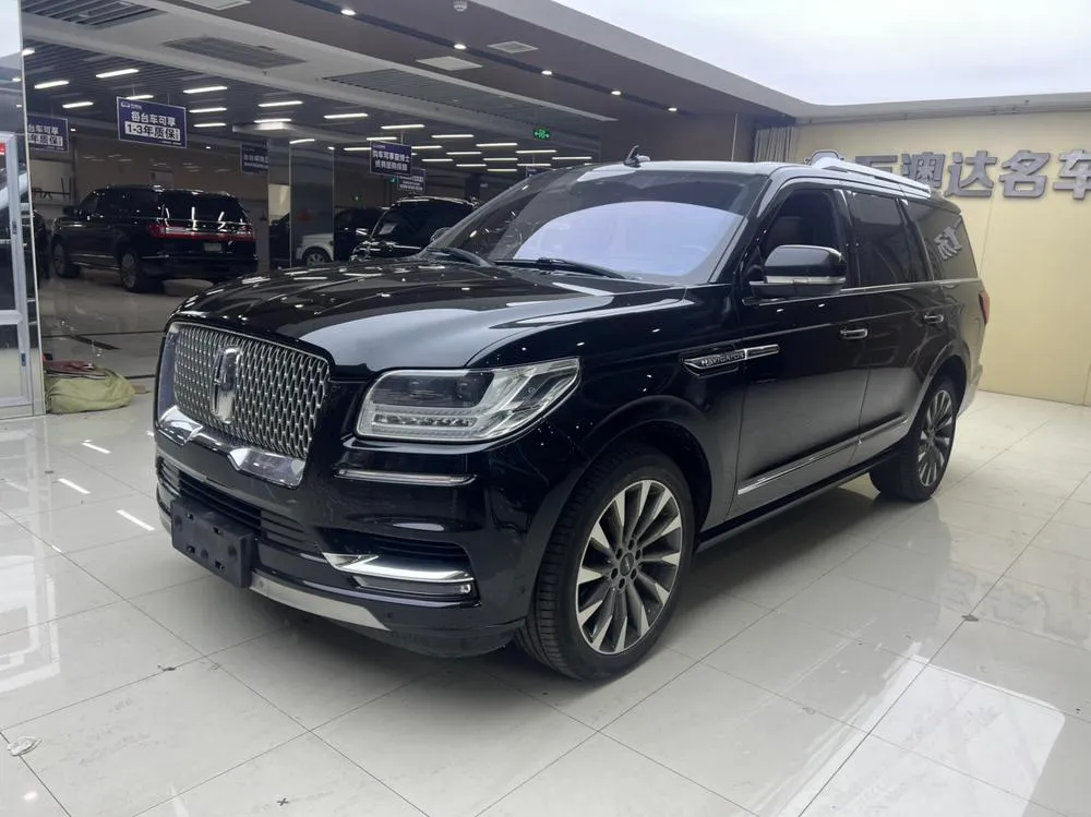 Lincoln Navigator 3.5T Premium Edition, 2018 — фото 1