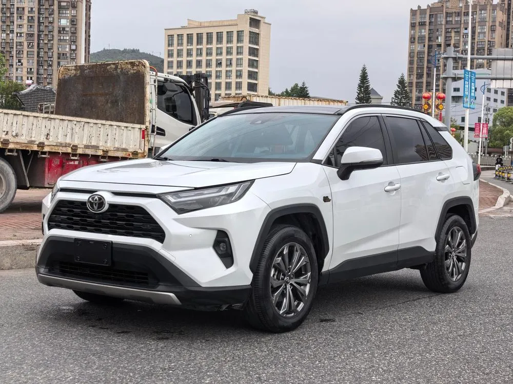 Toyota RAV4 2.0L CVT 2WD Style PLUS Edition, 2024 — фото 1