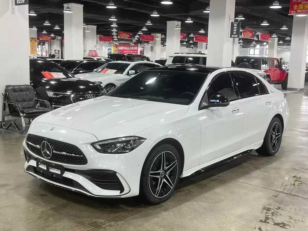 Mercedes-Benz C-Class, 2024