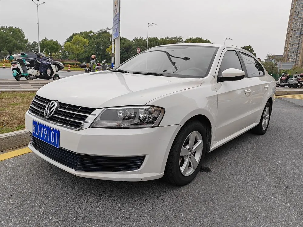 Volkswagen Lavida 1.6L Auto Comfort Edition, 2017 — фото 1